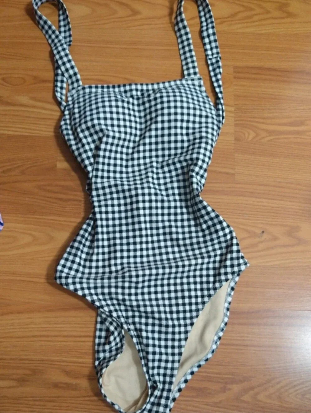 Old Navy Size XS Black & White Gingham Women’s One-Piece Swimsuit
